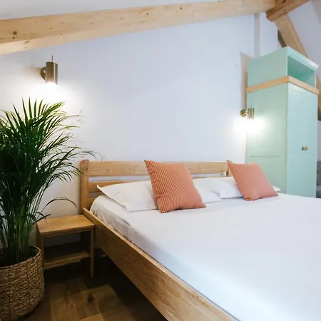 Franka 3* Trogir