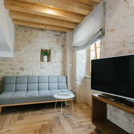 Franka 3* Trogir