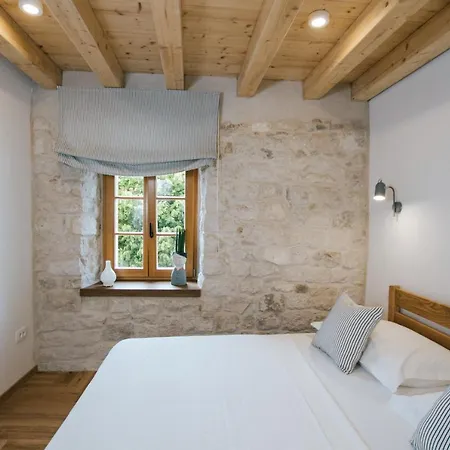 Pensjonat Franka Trogir