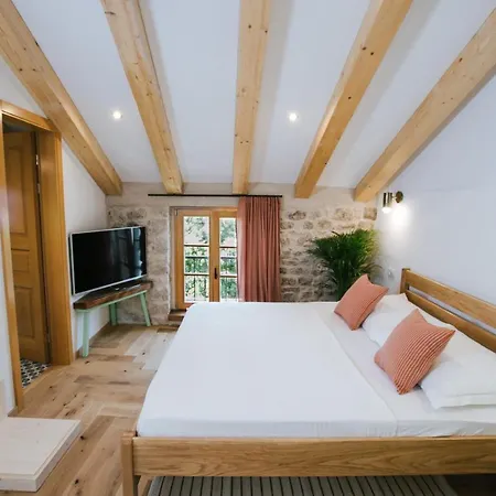 Guest house Franka *