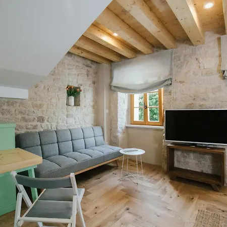 Franka Guest house Trogir