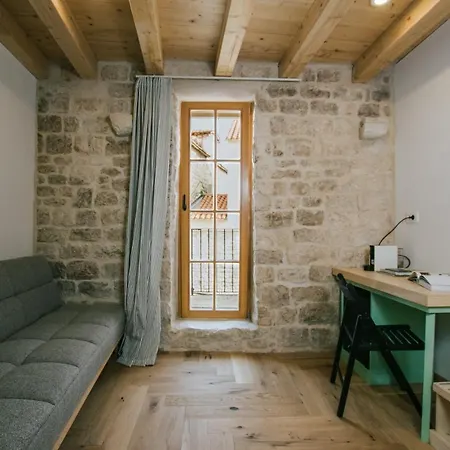 Franka Trogir
