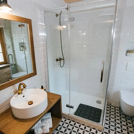 Franka Guest house