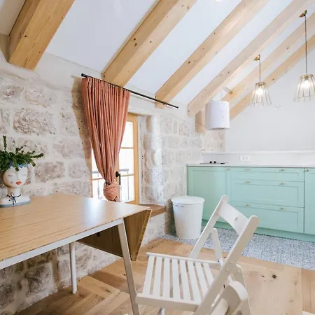 Franka Guest house *