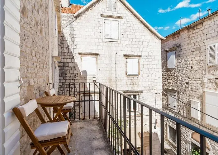Franka Trogir