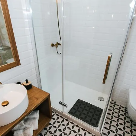 Franka 3* Τρογκίρ